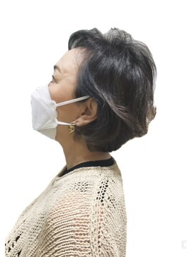 アルム(arum) 品よく華やぐ大人ショートボブ。