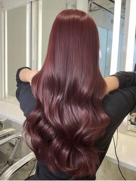 イル(iLe.) ワインレッド/ウルフカット/バーガンディ/レイヤーカット