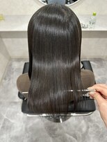 ホワイト(WHITE) 縮毛矯正 ミディアムストレート 髪質改善トリートメント