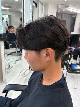 ハイプ 三宮(HYPE) ニュアンスパーマ/曲がる縮毛矯正/メンズサロン／メンズ/眉毛