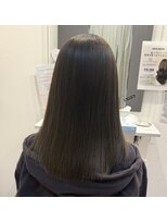 ヘアアンドリラクゼーション ジン(Jinn)&nbsp;アッシュベージュ