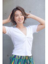 トップシェイプ(TOP SHAPE) 大人可愛いゆるウェーブショートボブ
