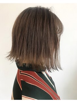 ネス(ness) [RIMMA] 外ハネボブ/ミルクティグレージュ