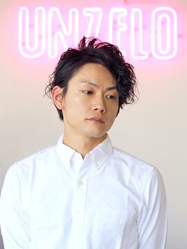 アンゼロ(UNZELO) マッシュスパイラルパーマ