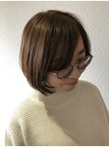 ツヤ髪ベージュ系ボブスタイル