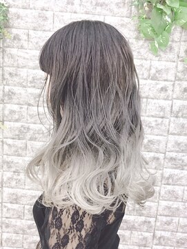 サーヴ ネクスト ヘア 元町店(SERVE next hair) 個性派グラデーションカラー