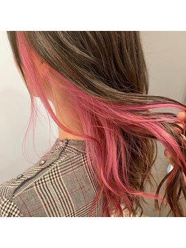 ジーナ 新宿(Zina) 【Zina　新宿】イメチェン毛先パーマ耳かけ×フォギーベージュ