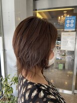 20代30代大人かわいい/くびれ外はね/ウルフ/ミディアム/ベージュ