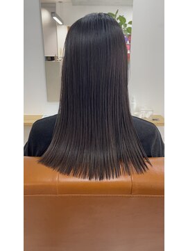 シーバイトリコ 市川(SEA by tricot) ☆ストレートロング