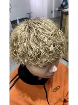 エルオム(EL.HOMME) マッシュウルフ/波巻きクリームパーマ