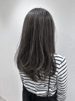 アルティーナ(altina)&nbsp;細めハイライトで作るグレージュカラー