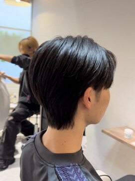 リーフ 王寺店(LEAF≠) 韓流ウルフ