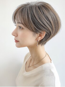 ブレス(BRACE) 「軽やかに、かっこよく。ショートヘアで決まるスタイル」