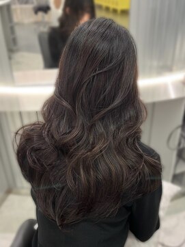 ジーナリア(Xena ria) 《Kaho》レイヤーカットで後ろ姿もかわいく♪