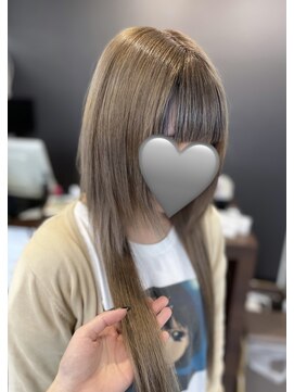 リルフェアリー 磐田店(Li’lFairy) ミルクティーベージュ×インナーブルー