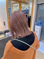 ユニ バイ マグ 長野店(Uni.by Mag)&nbsp;透明感ダブルカラーピンクベージュハイトーン外ハネボブ