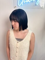 グランツ(GLANZ) 顔周りレイヤーで抜け感UP!前髪ありボブ