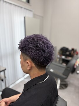 シュプール(SPUL) 色落ちを楽しめるパープルカラー
