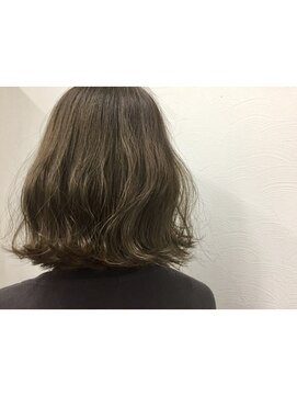 ヘアサロン ジール(Hair salon Ziel) オリーブカラー×切りっぱなしボブ