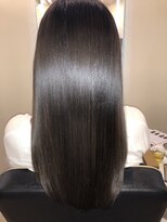 アールサロン アオヤマ(Rr SALON AOYAMA)&nbsp;プラチナミネコラストレート