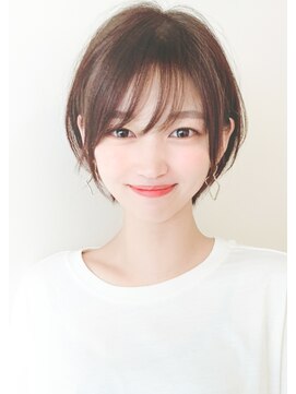 ルエ(rue) 30代・40代大人可愛い小顔ワンサイドショートボブ丸み前下がり