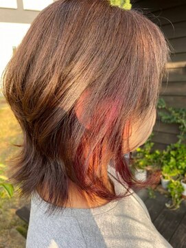 ナンバーエイト(number eight) 小顔ミディレイヤーカットアーモンドチョコ×セクションカラー