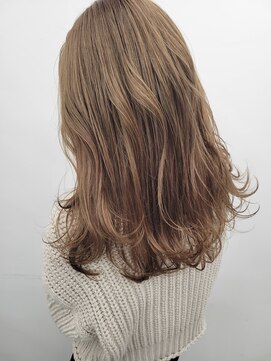 ゴットラトゥール(GOTTO LATOUR) ヘルシースタイルキャメルベージュで大人ガーリーロングスタイル