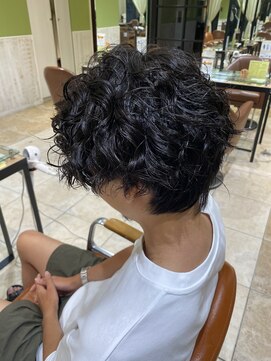 ネオリーブソラ 相模大野店(Neolive sola) メンズスパイラルパーマ