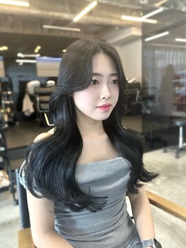 アリュウル 表参道(ALLURE) グレーブラック×くびれヘア◎ フェイスレイヤーカット！KAKO