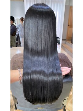 ジーナ 福岡天神(Zina) Deep Silver × Premium髪質改善トリートメント【中村一樹】