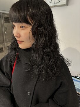ナループロアツム(Nalu pu loa Tsum) 黒髪ウェーブパーマ/ラウンドバング/マッシュバング/黒髪パーマ
