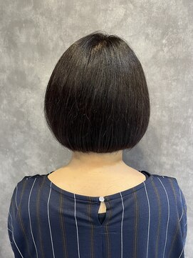 プラスイズム(PLUSISM) ショートボブ