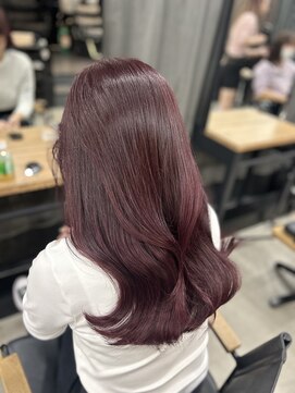 アリュウル 表参道 青山(Allure) ブリーチなしダブルカラーで叶うカシスピンクカラー◎矢口