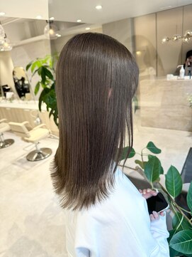 ミズチャーム(Ms.CHARM) グレージュカラー/ブリーチなし/韓国スタイル/イメチェン