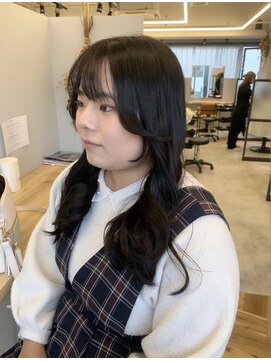 ハイル(KHAIR) 顔まわりカット／嶋田　綺星