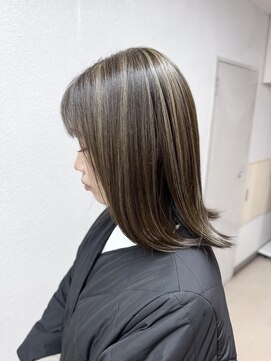 マーシュアトレ(marshu atre) ★白髪ぼかしハイライトカラー★みのはた