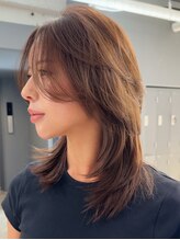 ジアン テラス(GIEN TERRASSE) ミディアムレイヤーカットハイレイヤーウルフカット/岸本