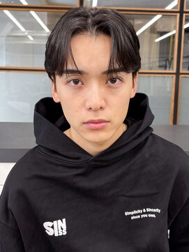 スタートウキョウ 渋谷(STAR TOKYO) 20代黒髪ショート◎韓国風センターパート小顔