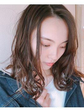 ウィスプ ナチュレ(WHISP nature) 透明感ミディアム