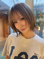 クティエ(Cuthie)&nbsp;#ウルフボブ#顔周りレイヤー#ミルクティーベージュ#20代#30代