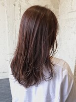 ペネロープ(Penelope)&nbsp;［新宿］セミロングレイヤー/ピンクベージュ/イルミナカラー