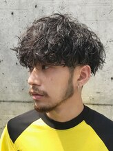《*リッジ(髪の根本~中間部分のパーマ)強め*の重めマッシュ》どんな服装にも◎20代に人気なスタイル[天神]
