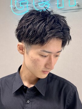 ジーニー 本厚木(Genie) スパイキーショート/波巻き/ハイライト/マッシュパーマ/ウルフ