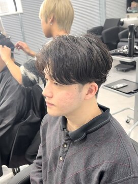 ガオプロデュースバイレボ(gao produced by revo) 【曽我尾真生】センターパート/ニュアンスパーマ/メンズ