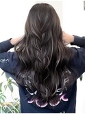 レイヤー白髪ぼかしハイライトダブルカラーインナーカラーボブ