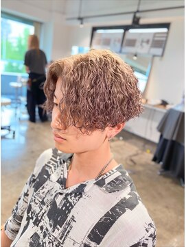 ザ オーダー(THE ORDER) 縦落ちツイストスパイラルパーマ