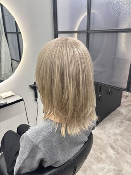 シーバイスリー 綱島(C×3) 高明度ホワイトベージュ