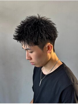 スパイキーショート！パーマありだとセットやりやすいです！