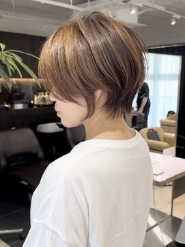 バンプ ギンザ(BUMP GINZA) 30代40代50代ショート白髪ぼかし銀座丸みくびれ井