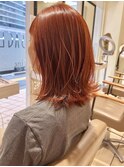 ツヤ感たっぷり◎ブリックレッドミディ
